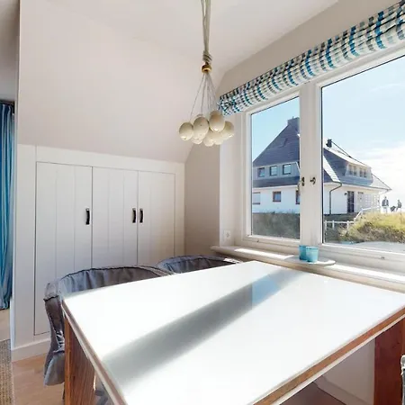 Beachhouse Beachhouse 5 *